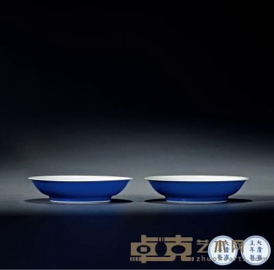 清雍正·霁蓝釉盘 （一对） 直径16cm