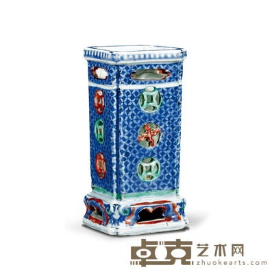 明万历·五彩锦地纹四方形笔筒 高14.4cm