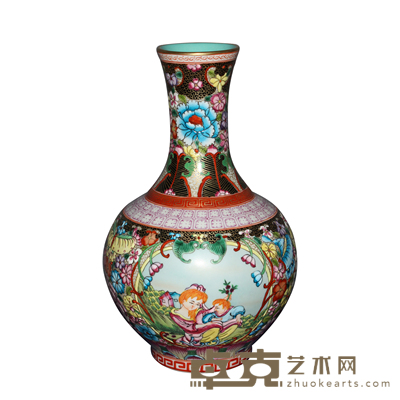 珐琅彩开窗西洋人物纹饰瓶