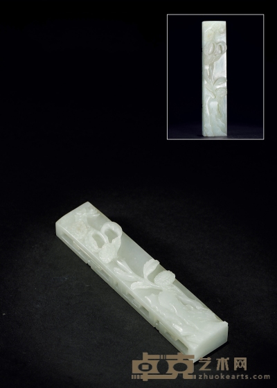 清中期·白玉高浮雕菊石图镇纸 高：1.7cm 长：14cm 宽：2.7cm