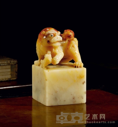 清·寿山芙蓉石子母狮钮章 6.5×6.5×11.6cm