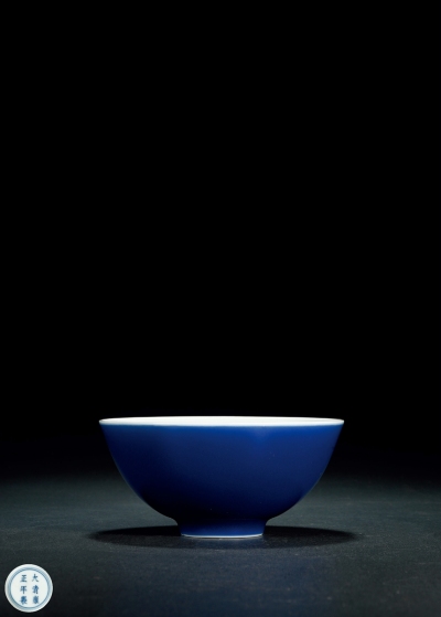 清雍正·霁蓝釉碗 