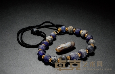 清·钴蓝琉璃珠串、蓝沁玛瑙管珠一对 通长：11-16mm