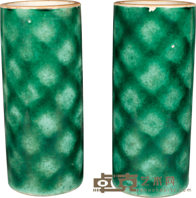 清·同治吹绿釉帽筒（1 对） H：29cm