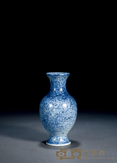 清雍正·青金蓝釉观音瓶 高：15.8cm