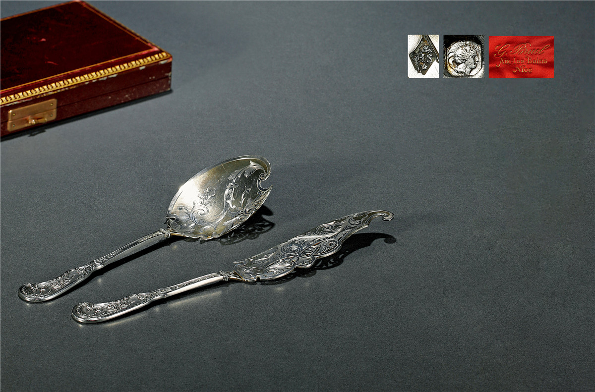 1880年制 布鲁尔（G·BRUEL）纯银甜点分餐勺一对