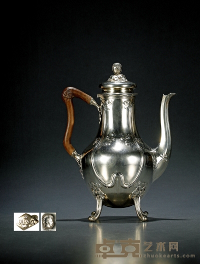 1910年制 罗塞尔（ROUSSEL）胡桃木手柄银质酒壶 底部直径：13cm 高：28cm