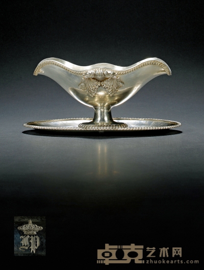 法国国王路易·菲利普一世（Louis-Philippe I）专用银杯 长：27.5cm 高：13cm