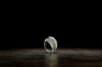 法式复古18K白金环镶钻石戒指