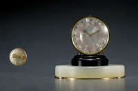 1950年制 古柏林（Gübelin）珍珠贝母小台钟