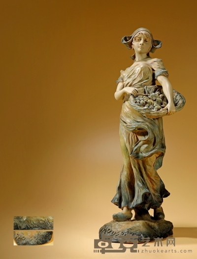 十九世纪制 红陶泥塑少女像 底座：71.5×12cm 高：43.5cm