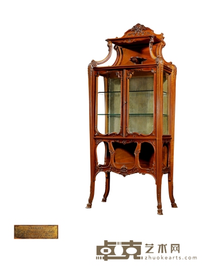 十九世纪制 格里玛德（GRIMARD）路易十六风格胡桃木镂空雕花展示柜 长：80cm 宽：42cm 高：190cm