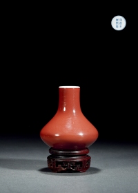 清·大清乾隆年制祭红釉胜瓶