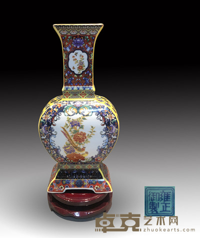 描金珐琅彩四方大肚扁瓶 高28cm；肚12cm；口8cm