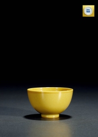 清乾隆·黄釉杯