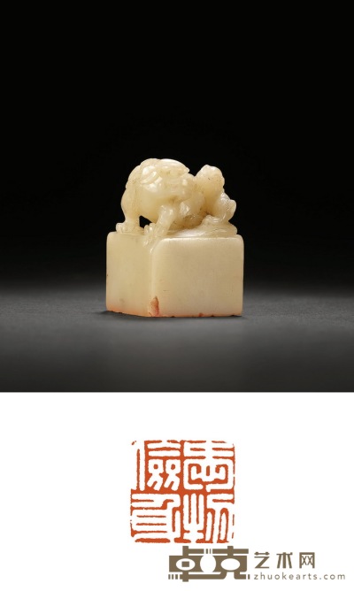 清·寿山芙蓉石子母兽钮章 3.2×3.2×4.8cm