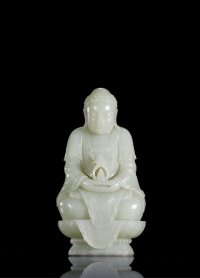 清·白玉雕释迦牟尼坐像