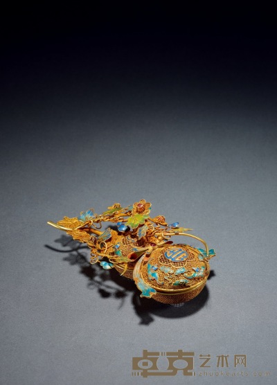 清·银鎏金烧蓝嵌宝石葫芦形盖盒 高：5.5cm 长：16cm 宽：10cm 重：179g
