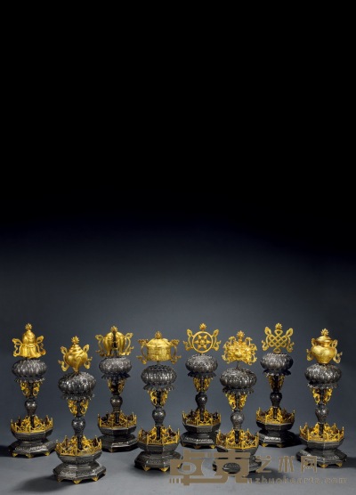 清·银鎏金佛教八宝摆件一组八件 高约：35-38cm 数量：8 总重约：18584g