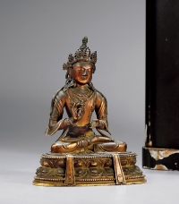 清康熙·铜鎏金金刚萨锤坐像