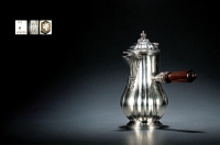 1879年制 卡地亚（CARTIER）/博艺府家（Puiforcat）乌木手柄纯银茶壶