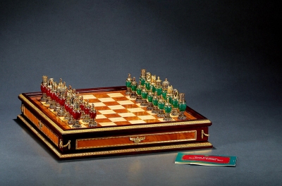 法贝热宝石镶嵌珐琅国际象棋
