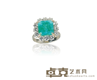 1950年制 祖母绿镶嵌钻石戒指 主石尺寸：10.2×9.9mm 
戒圈：13.5 