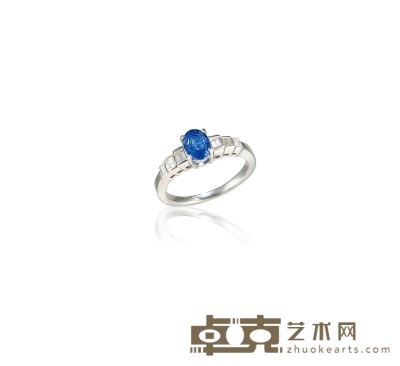 蓝宝石配钻石戒指 主石尺寸：7×5.3mm
指环大小：14 
