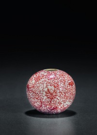 清中期·矾红花卉纹球形水盂