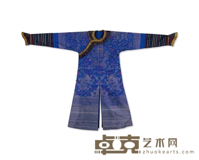 清代 织锦龙袍 约133×57cm，领口15cm，两袖长210cm，袖口15cm