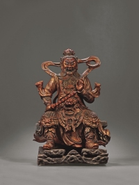 明·京造木胎金漆护法坐像