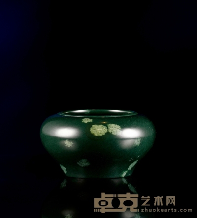 马洪伟 凝萃 青玉鉢盂炉 97×97×51mm 
重量：233.8g 