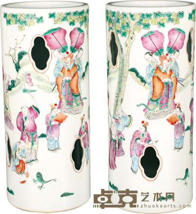 清·粉彩人物故事纹镂空帽筒(一对) H:28.5cm