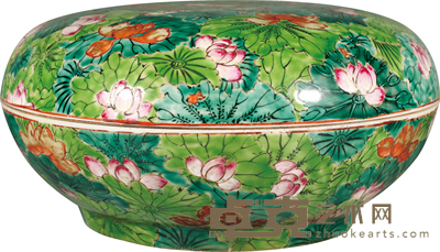 清·光绪粉彩百花不落地捧盒 D:26cm