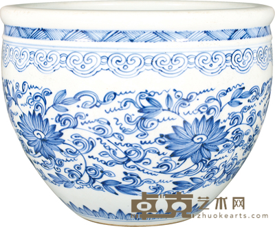 清·中期青花缠枝莲纹卷缸 H:18cm