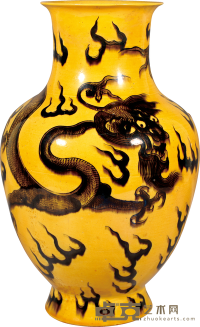清·黄地墨彩龙纹樽瓶 H：29cm  D：11cm