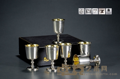1973年制 伊丽莎白女王定制（MAPPIN&WEBB）纯银鎏金酒杯套组 口径：7.5cm 高：12cm 总重量：约984g
