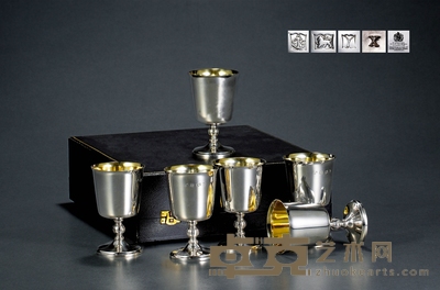 1973年制 伊丽莎白女王定制(MAPPIN&WEBB)纯银鎏金酒杯套组 口径:7.5cm 高:12cm 总重量:约984g