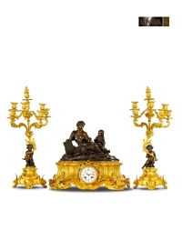十九世纪制 雷戈·菲尔斯神话人物饰铜鎏金三件套钟