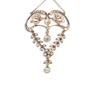 维多利亚时期 花叶饰钻石项链