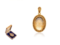 维多利亚时期 黄金镂空镶嵌水晶香囊式吊坠