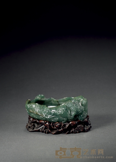 清·翡翠荷塘清趣水盂 带座高:6.4cm 高:4.6cm 通径:13.3cm