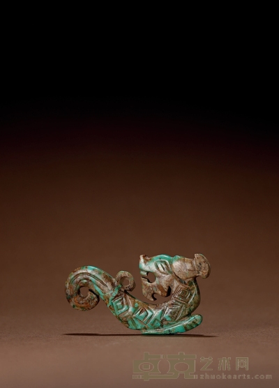 明·绿松石龙形佩 长:7cm 宽:3.8cm