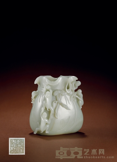 清乾隆·白玉灵猴捧寿代代有福赏瓶 高:13.2cm