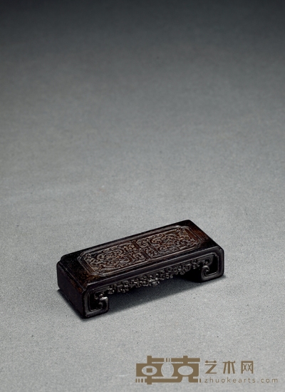 清·紫檀雕花卉纹几式墨床 高:2.5cm 长:10cm 宽:4cm