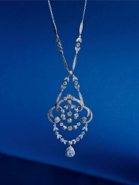 美好年代（1900-1915年）铂金镶嵌2克拉花环造型钻石项链
