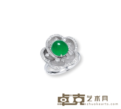 金镶蛋面翡翠戒指