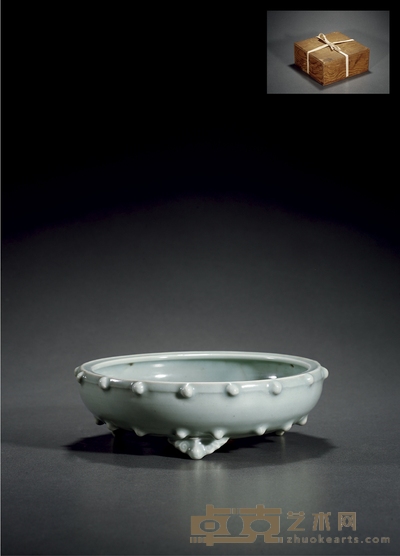 龙泉窑鼓钉洗 高:7cm 直径:22cm