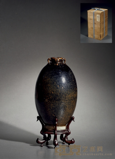 磁州窑黑釉四系瓶 带座高：36.7cm 高：26.9cm 直径：14.3cm