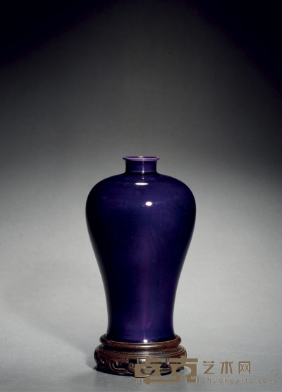 清乾隆·茄皮紫釉梅瓶 带座高：23.9cm 高：20.5cm 直径：12.5cm